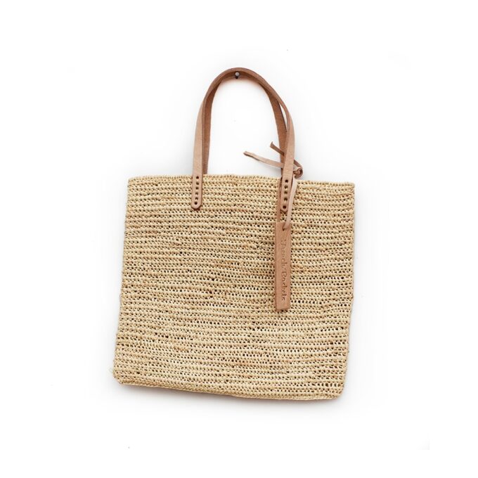 Medium Tote bag made of raffia straw Natural color