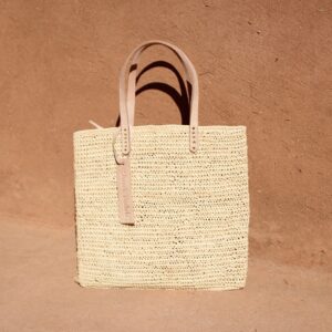 Medium Tote bag made of raffia straw Natural color