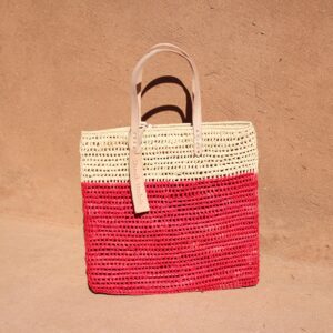 Medium Tote bag made of raffia straw Natural and red color
