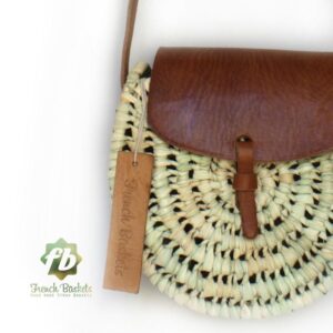 Crossbody Round straw bag Handmade wicker bag brown natural Closure